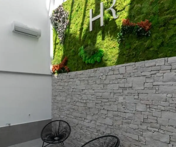 فندق Real Maqueda - *