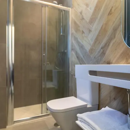 호텔 Real Maqueda - *