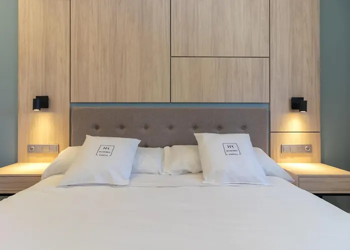 Отель Real Maqueda - Малага